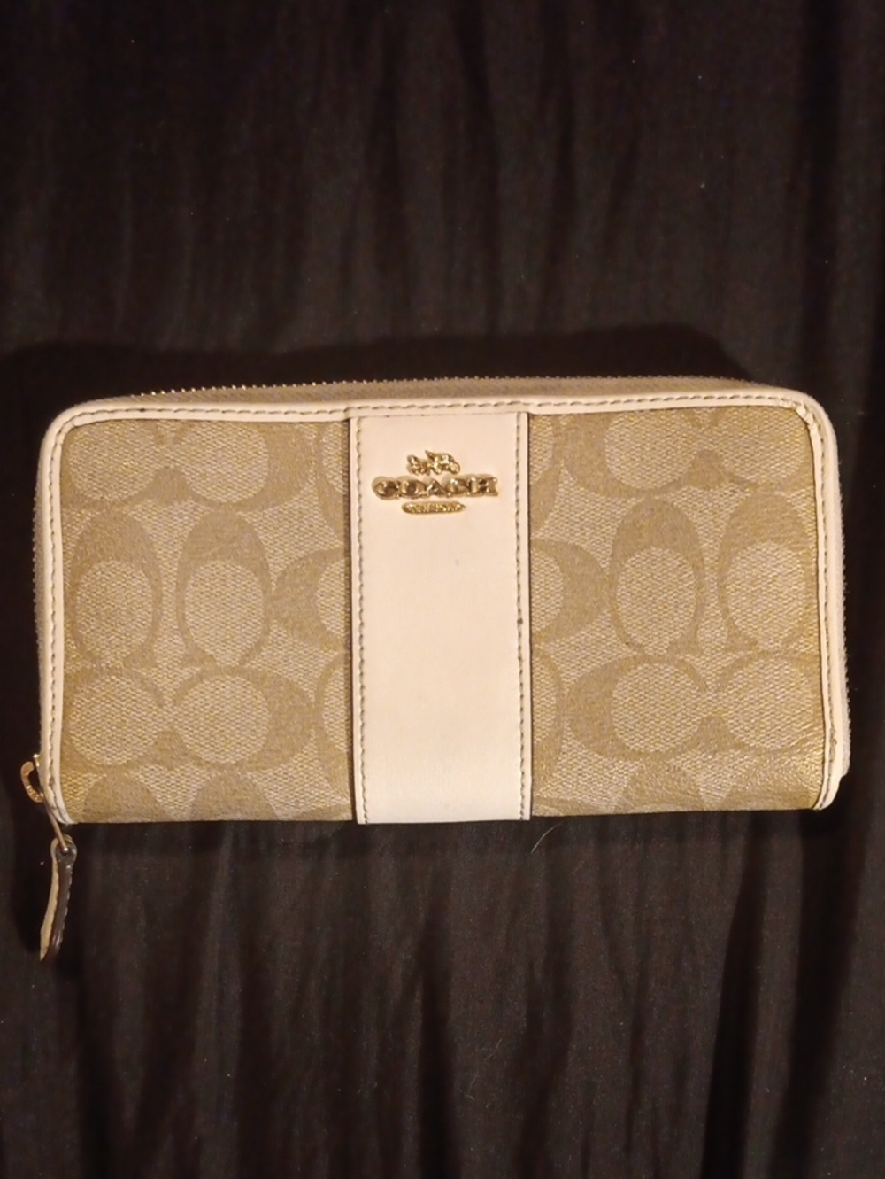 Coach Beige and White Signature Continental Zip Wallet
